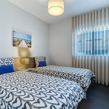 Lovely 2 Bedroom In Albur Village Lote A With Pool View Apartman Alvor