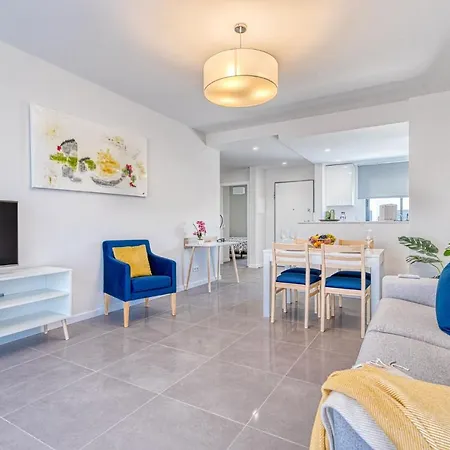 Lovely 2 Bedroom In Albur Village Lote A With Pool View *