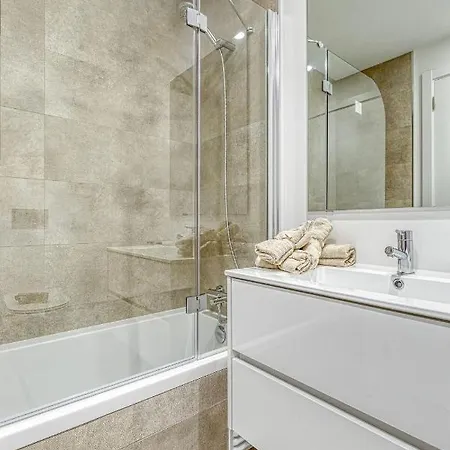 Apartman Lovely 2 Bedroom In Albur Village Lote A With Pool View