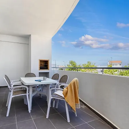 Lovely 2 Bedroom In Albur Village Lote A With Pool View * Alvor