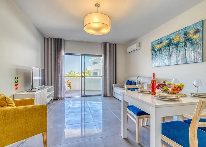 Apartmán Lovely 2 Bedroom In Albur Village Lote A With Pool View Alvor