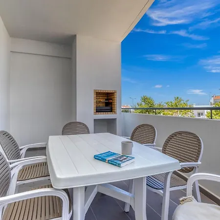 Апартаменты Lovely 2 Bedroom In Albur Village Lote A With Pool View